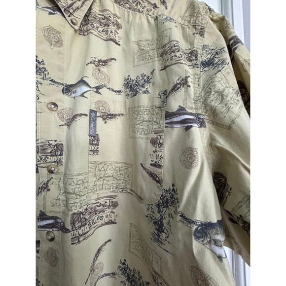 Columbia Mens Medium‎ Short Sleeve Button Up Shirt Fish Pattern 100% Cotton - Picture 5 of 6